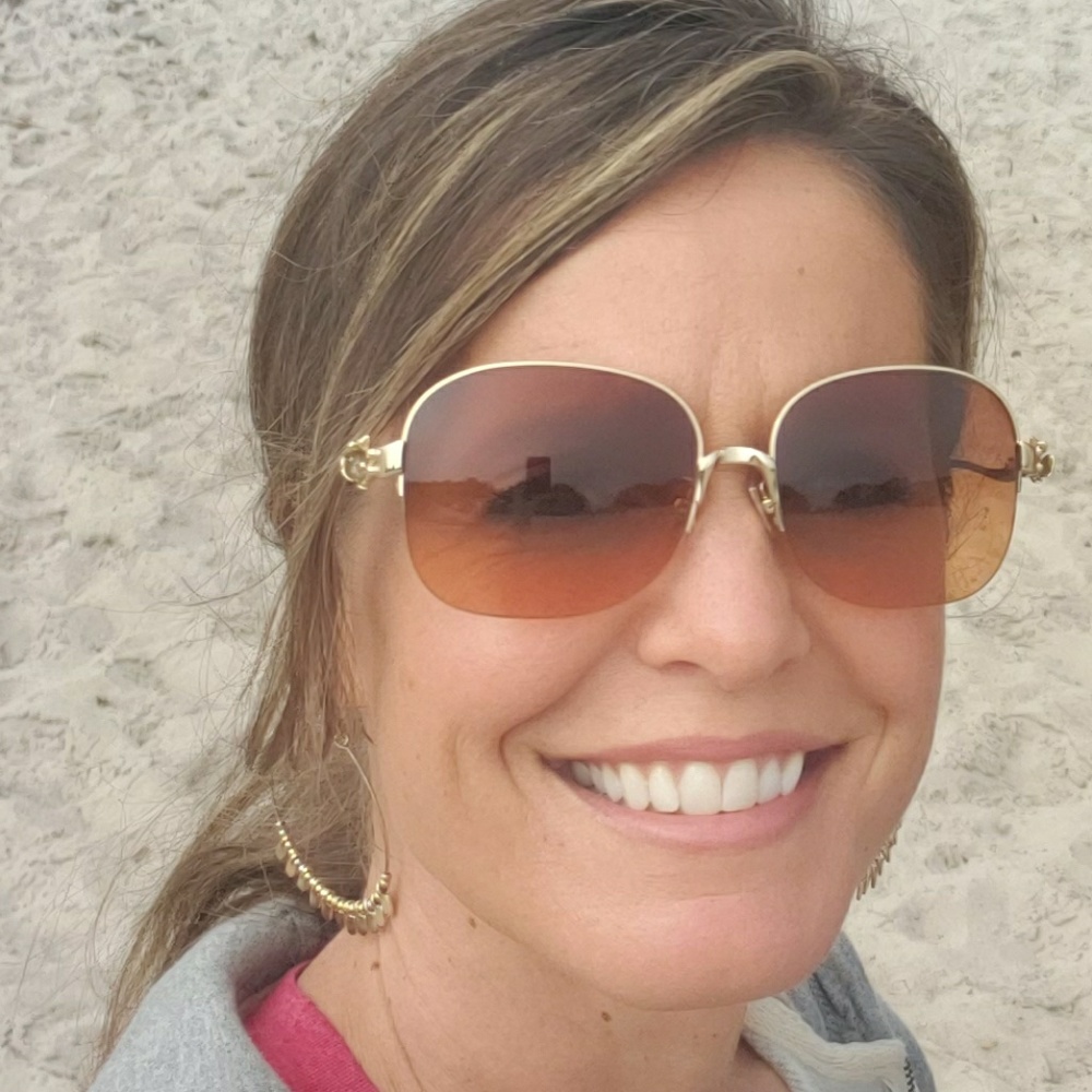 Meet your Posher, Nichole